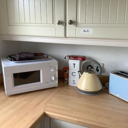 Cotswold Edge Guest Suite With Broadway Hill View Badsey Extérieur photo